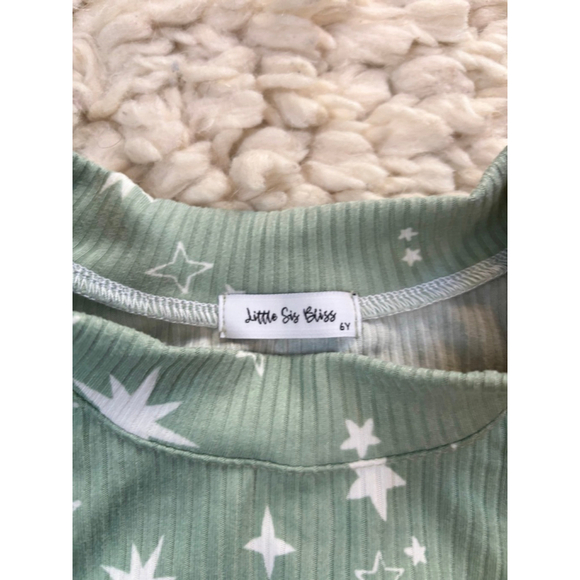 Girls Little Sis Bliss Green Star Print LS tee Size 6Y lightweight - Picture 3 of 5